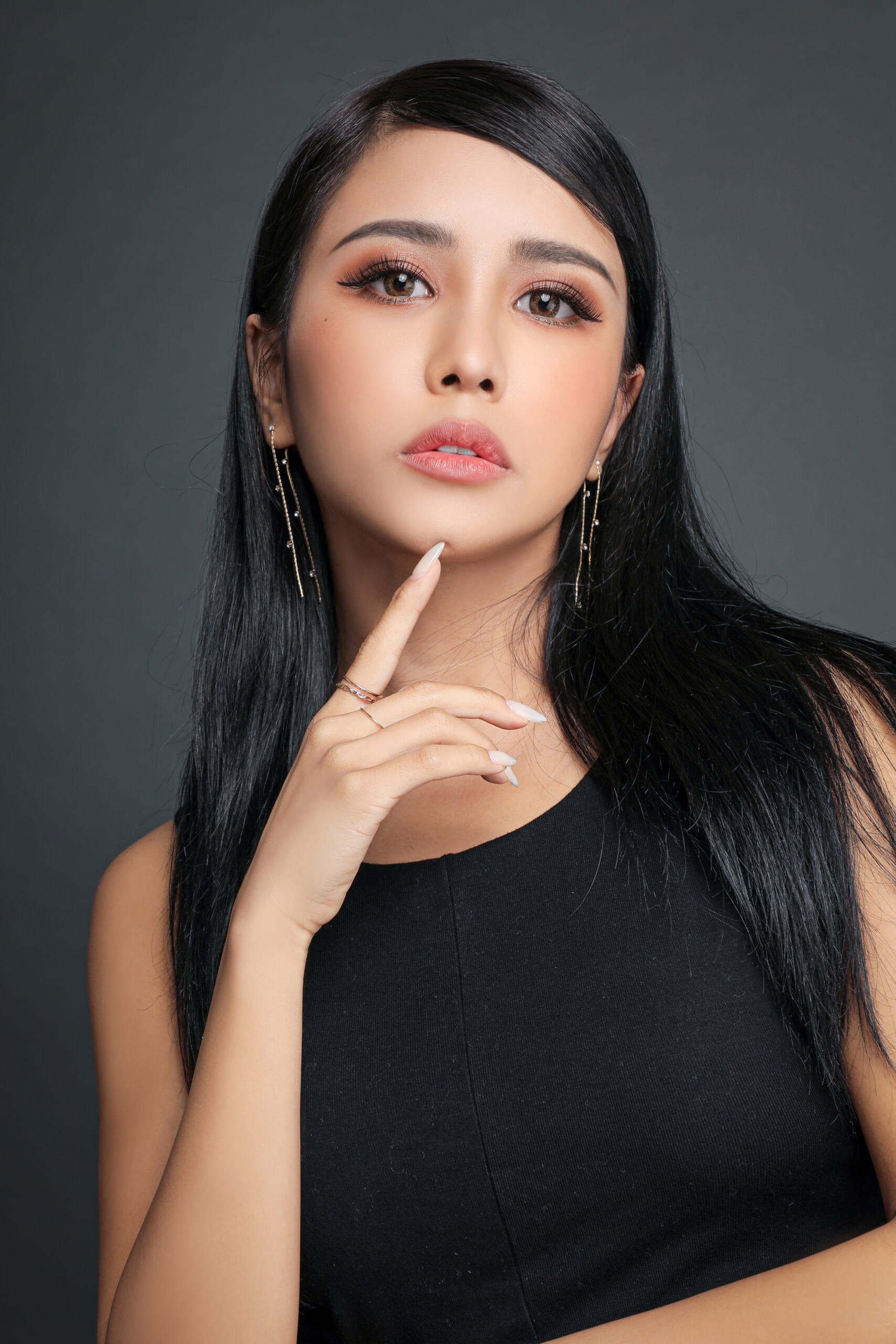 エガサリ | PLATINUM PRODUCTION